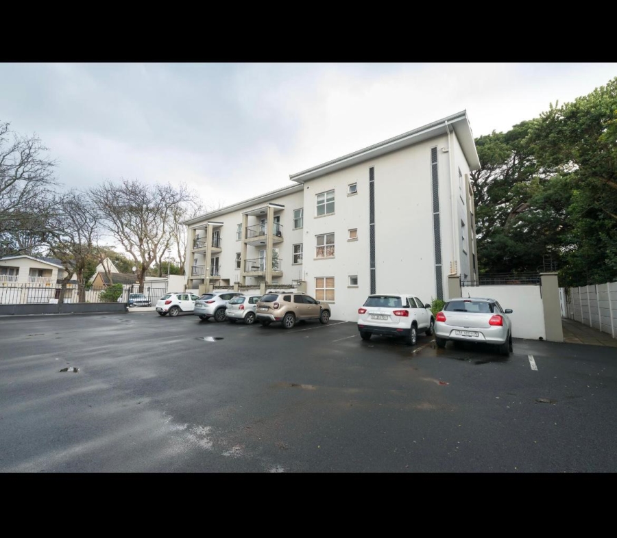 To Let 2 Bedroom Property for Rent in Kenilworth Western Cape